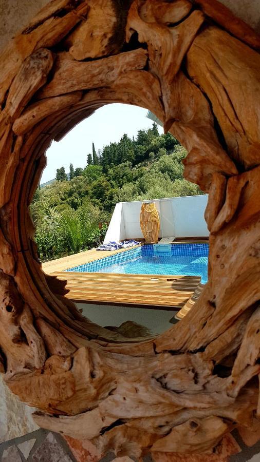 Luxury Athina Villa
