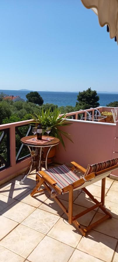 Holiday home Maisonette Near The *