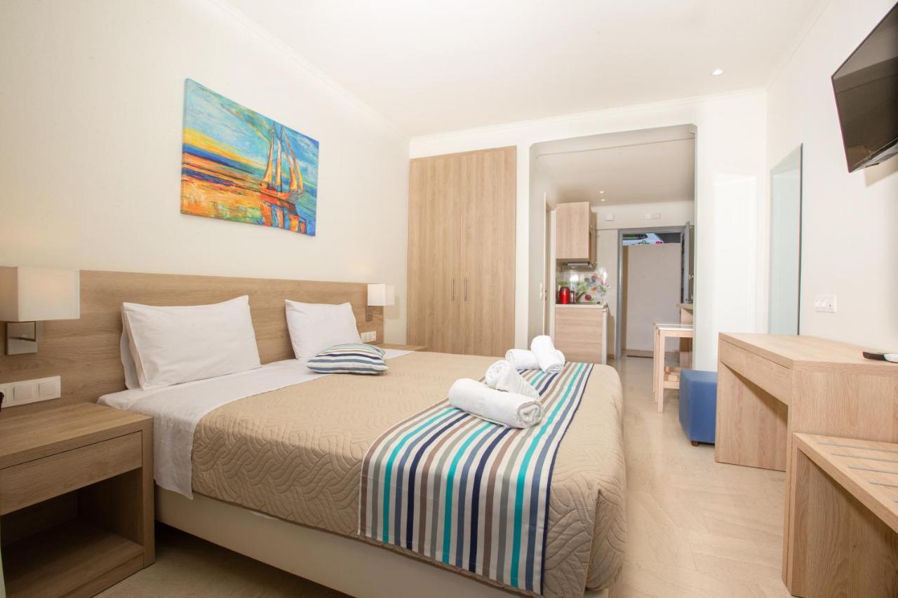 Passas Mare & Benitses (Corfu)