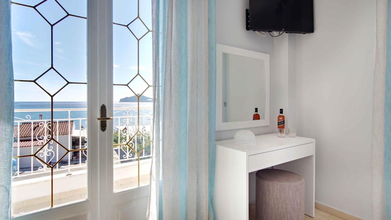 Azure Mare Apartment Agios Georgios Pagon