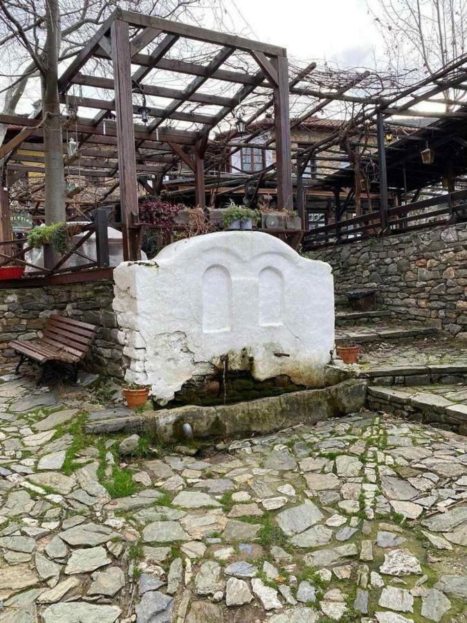 Traditional Erato Guest house