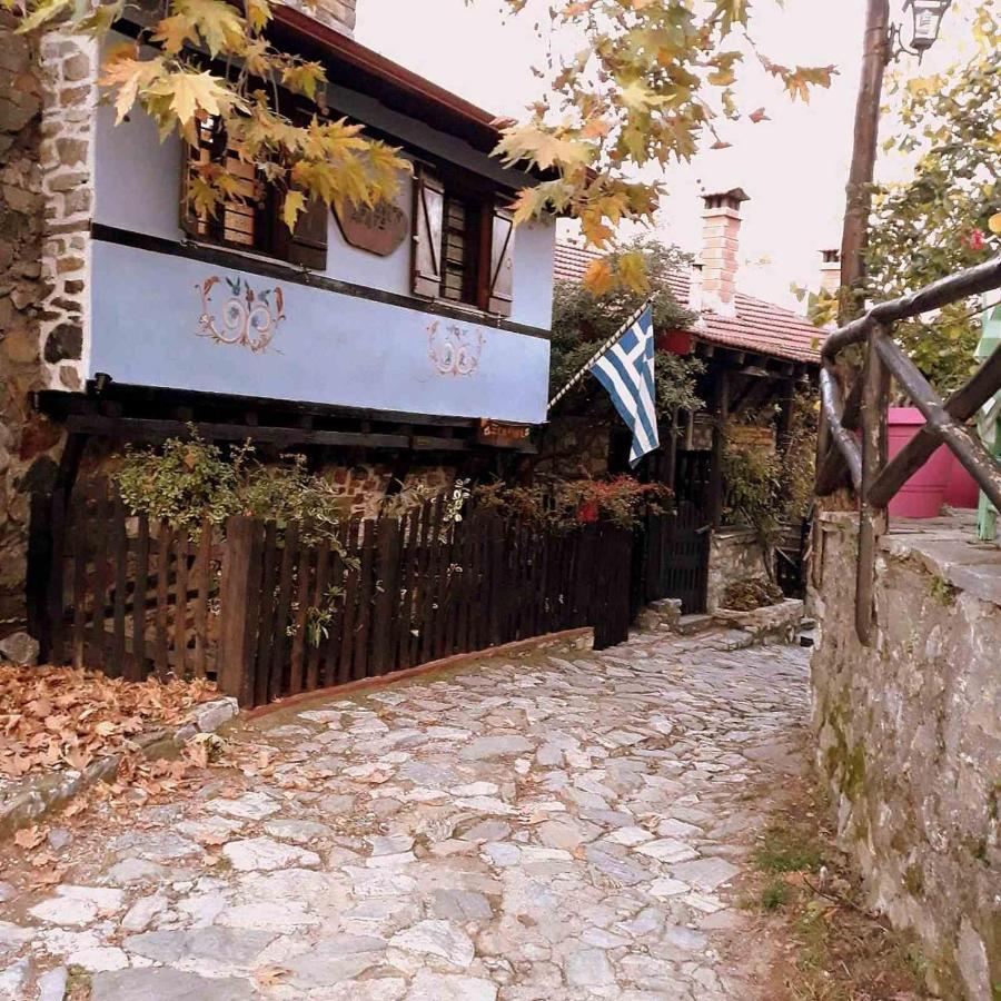 Traditional Erato Palaios Panteleimonas