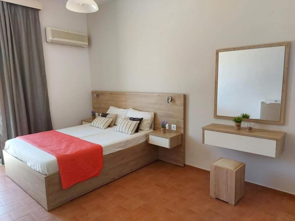 Poseidon Studios * Georgioupoli