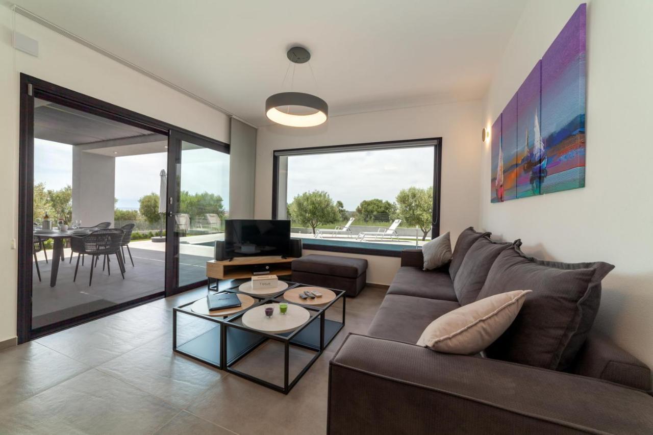 Merelia Luxury - Halkidiki Villa
