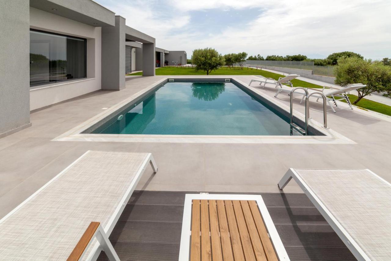 Merelia Luxury - Halkidiki Villa