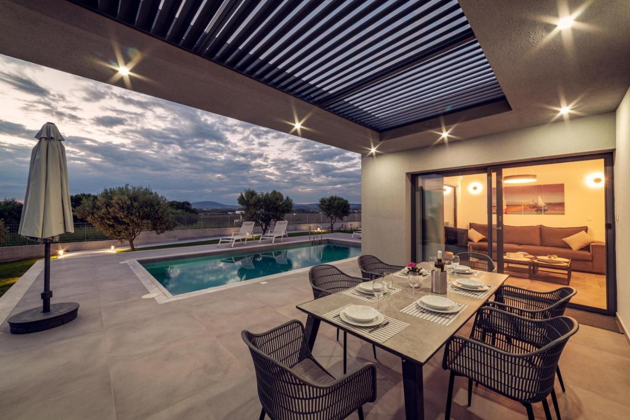 Merelia Luxury - Halkidiki Villa *