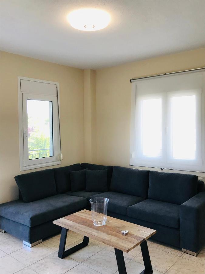 Dimeli 1 Apartment