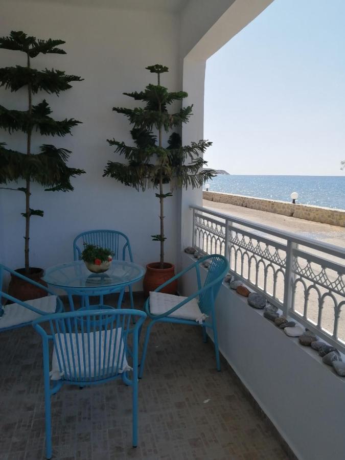 Apartment Endless Blue Keratokampos