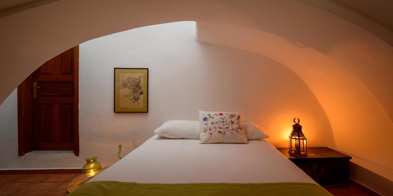 Astraea House Firostefani