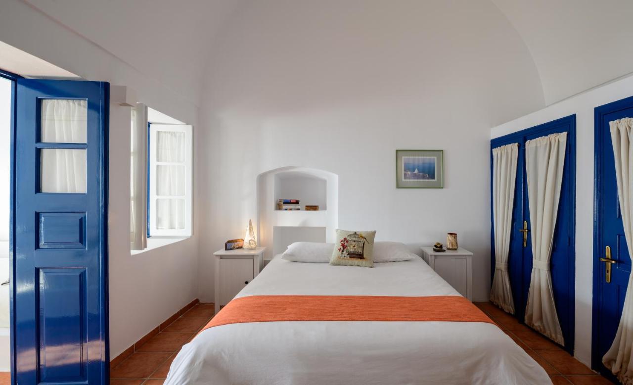 Astraea House Firostefani