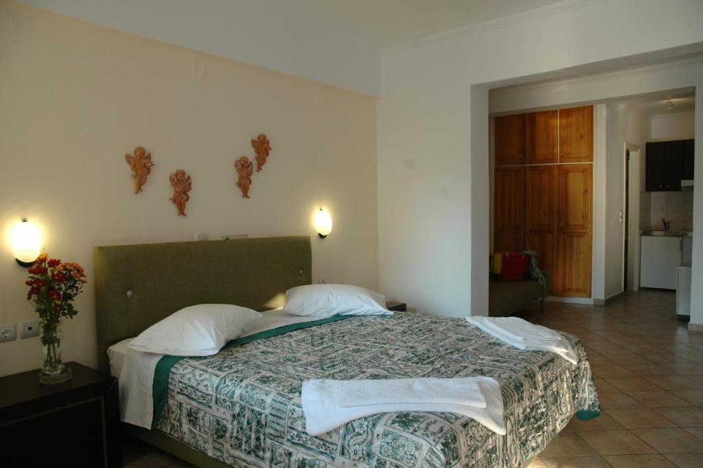 Santa Maura Nydri (Lefkada)