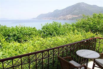 Hotel Mouria Pansion 3*
