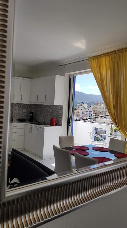 Lilis In Center With Sea View Apartment *