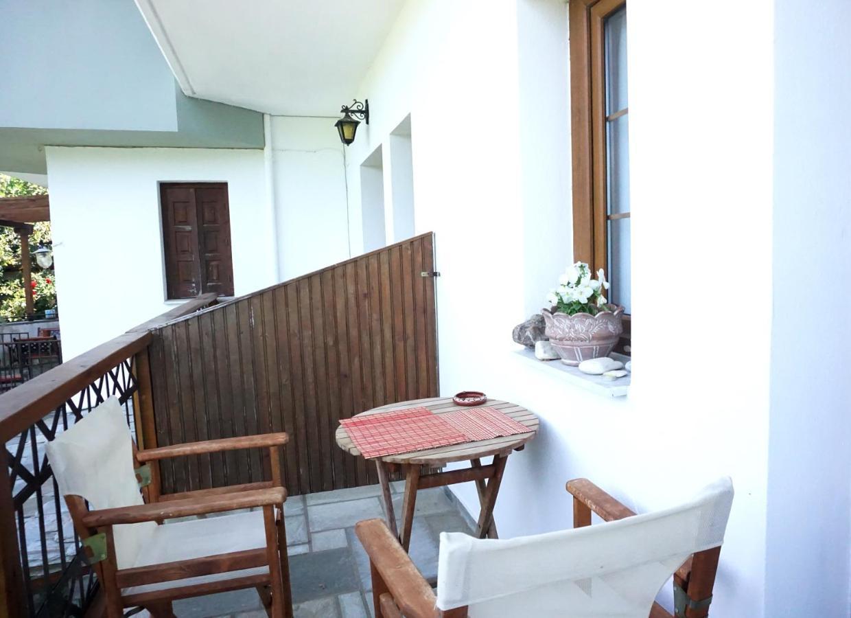 Artemisia House Guest house *