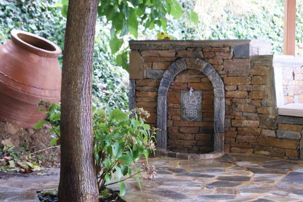 Spacious Paradise With Stone-build Patio Holiday home Chorefton