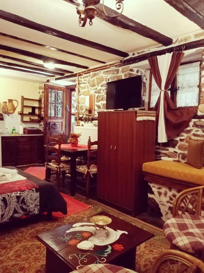 Traditional Erato Guest house Palaios Panteleimonas
