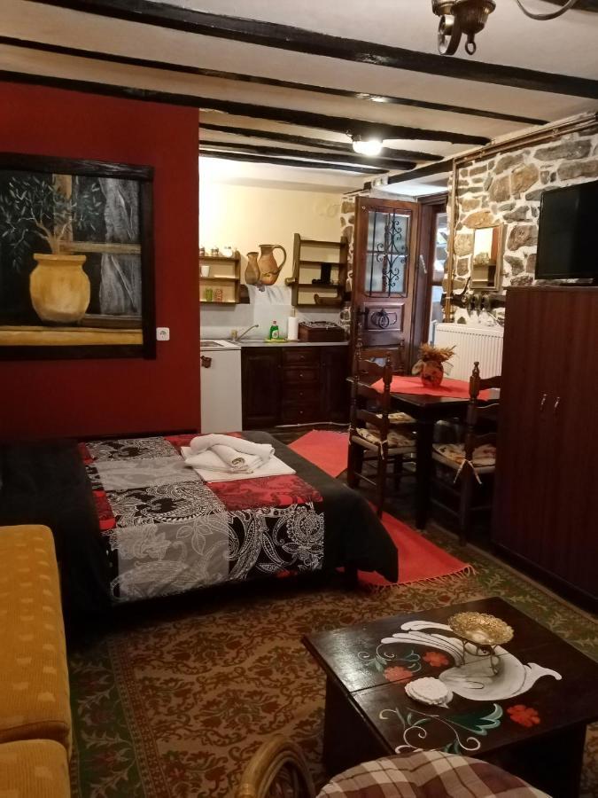 Traditional Erato Guest house *