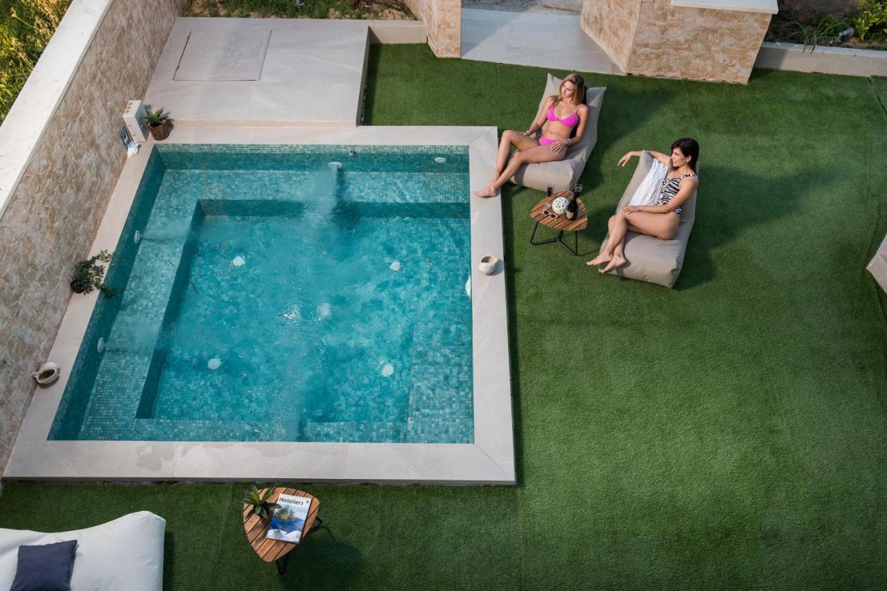 Aparthotel Aegean Breeze Luxury Next To The Sea