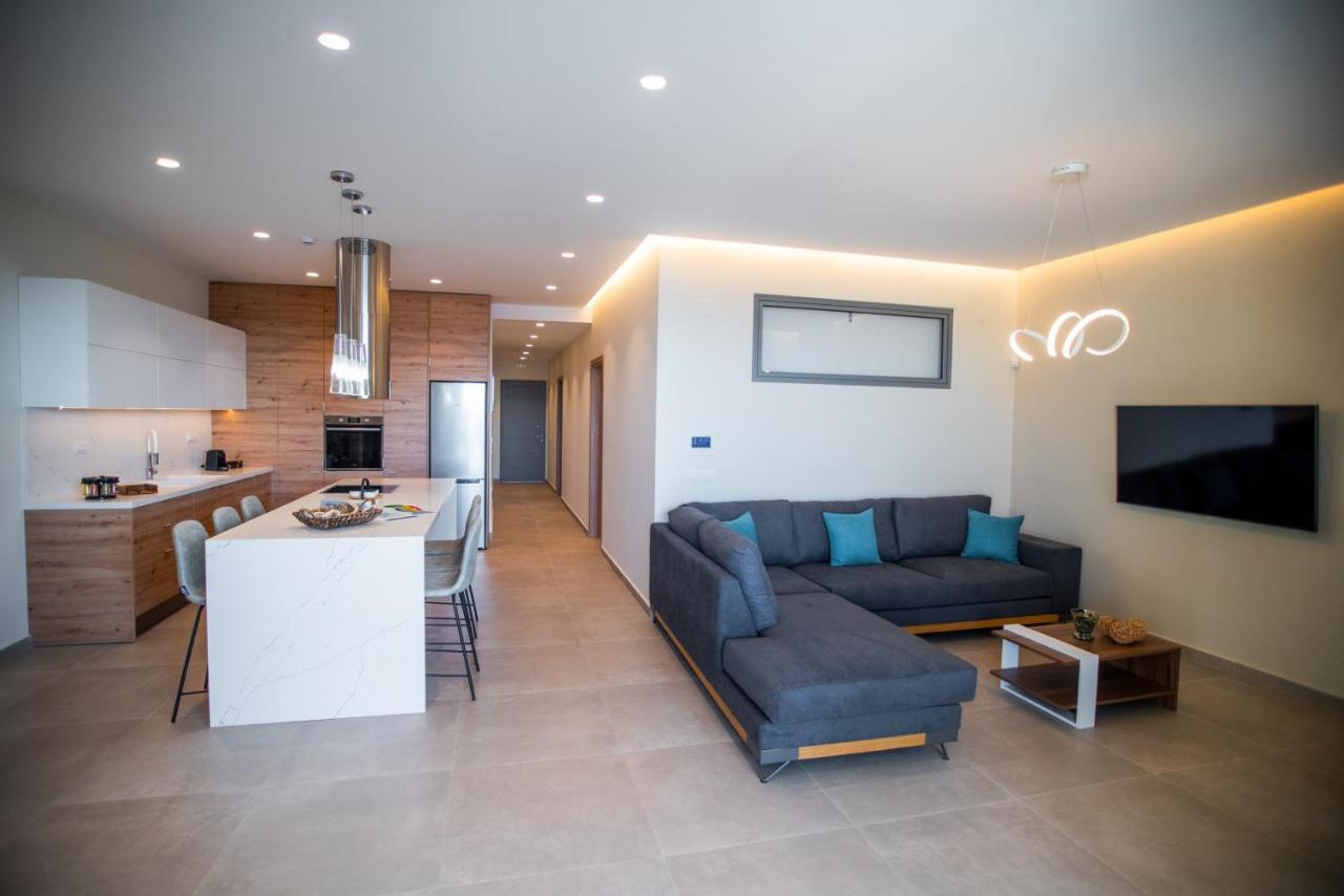 Villa Blue Velvet Coast Luxury