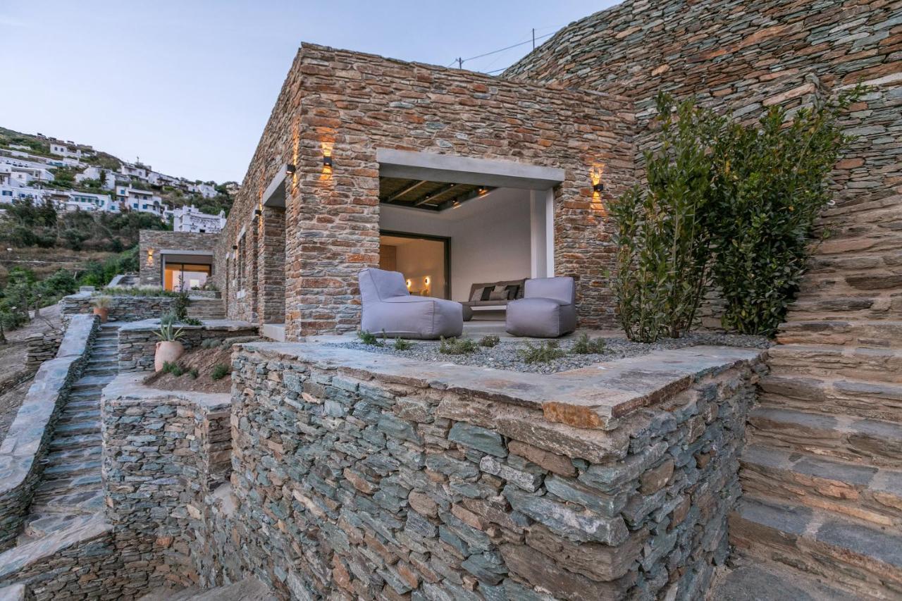 Tinos Dove *