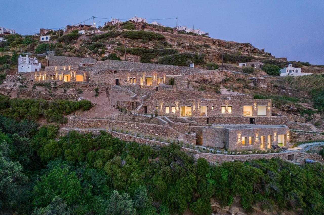 Tinos Dove * Triandaros (Tinos)