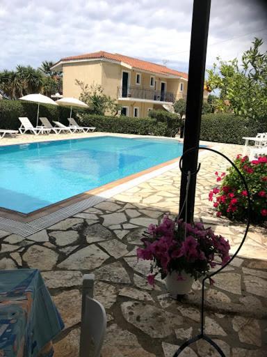 Apartment Moulinos Svoronata