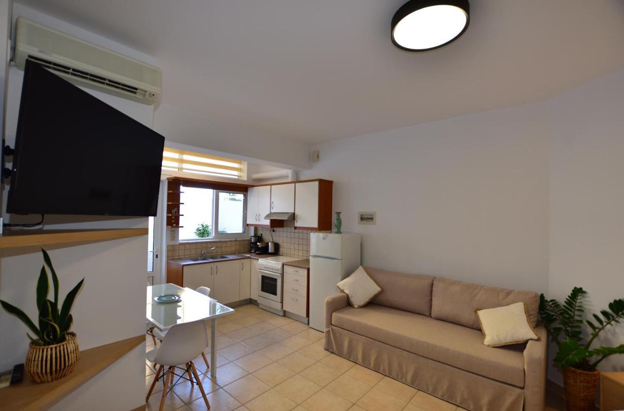 Endless Blue Apartment Palaiochora