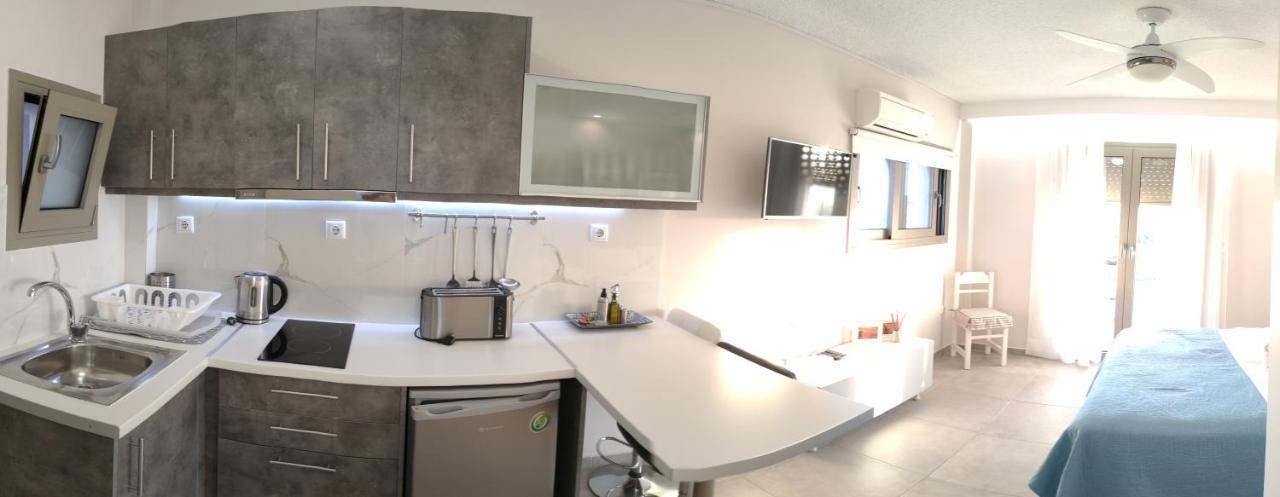 Aparthotel Irida *