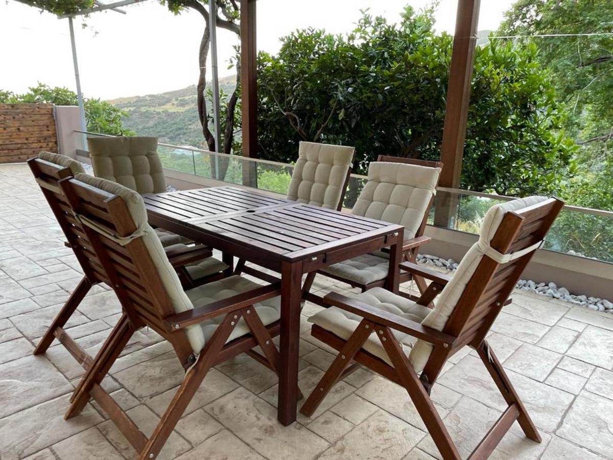 Pura Vida Villa *