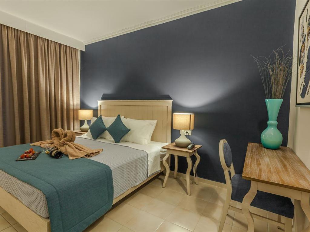 Hotel Kassandra Mare