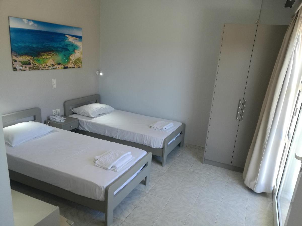 Niriis Aparthotel