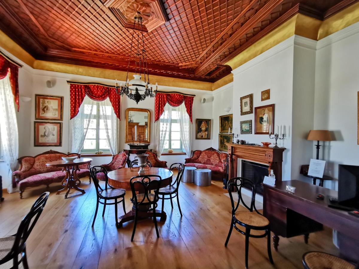 Cotommatae Hydra 1810 Hotel 4*