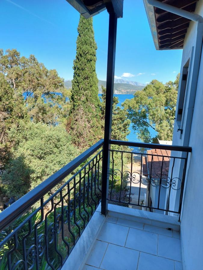 Mavra 2* Lygia (Lefkada)