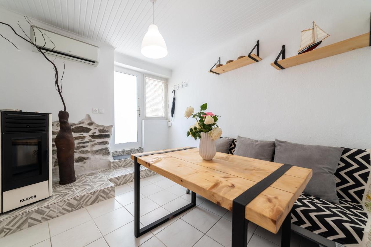 Simple Pleasures Apartment Kavala
