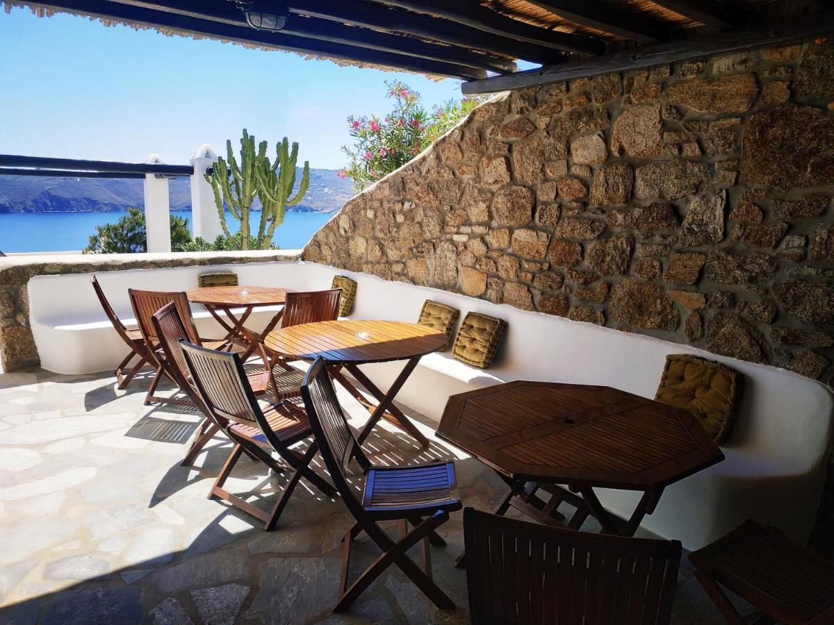 Kappas Agios Sostis (Mykonos)