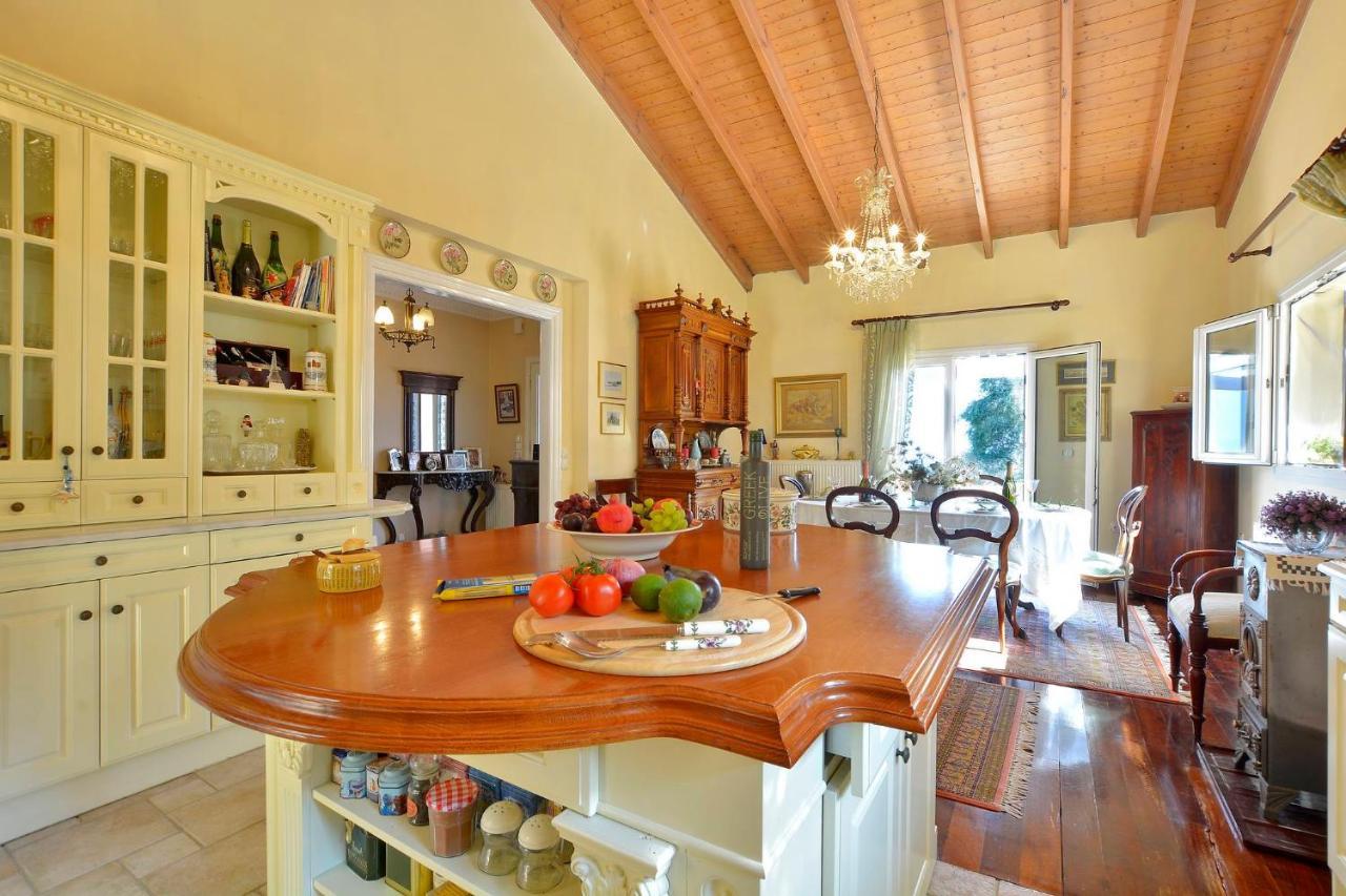 Kardami -country House