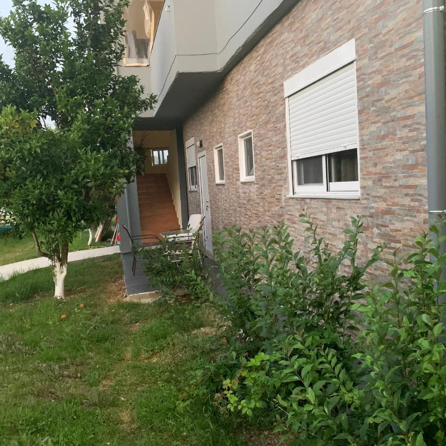 Pap Aparthotel 3*