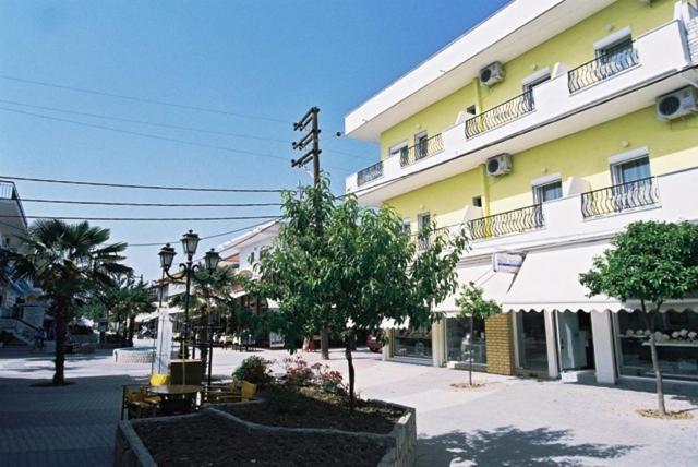 Poppis * Kallithea (Chalkidiki)