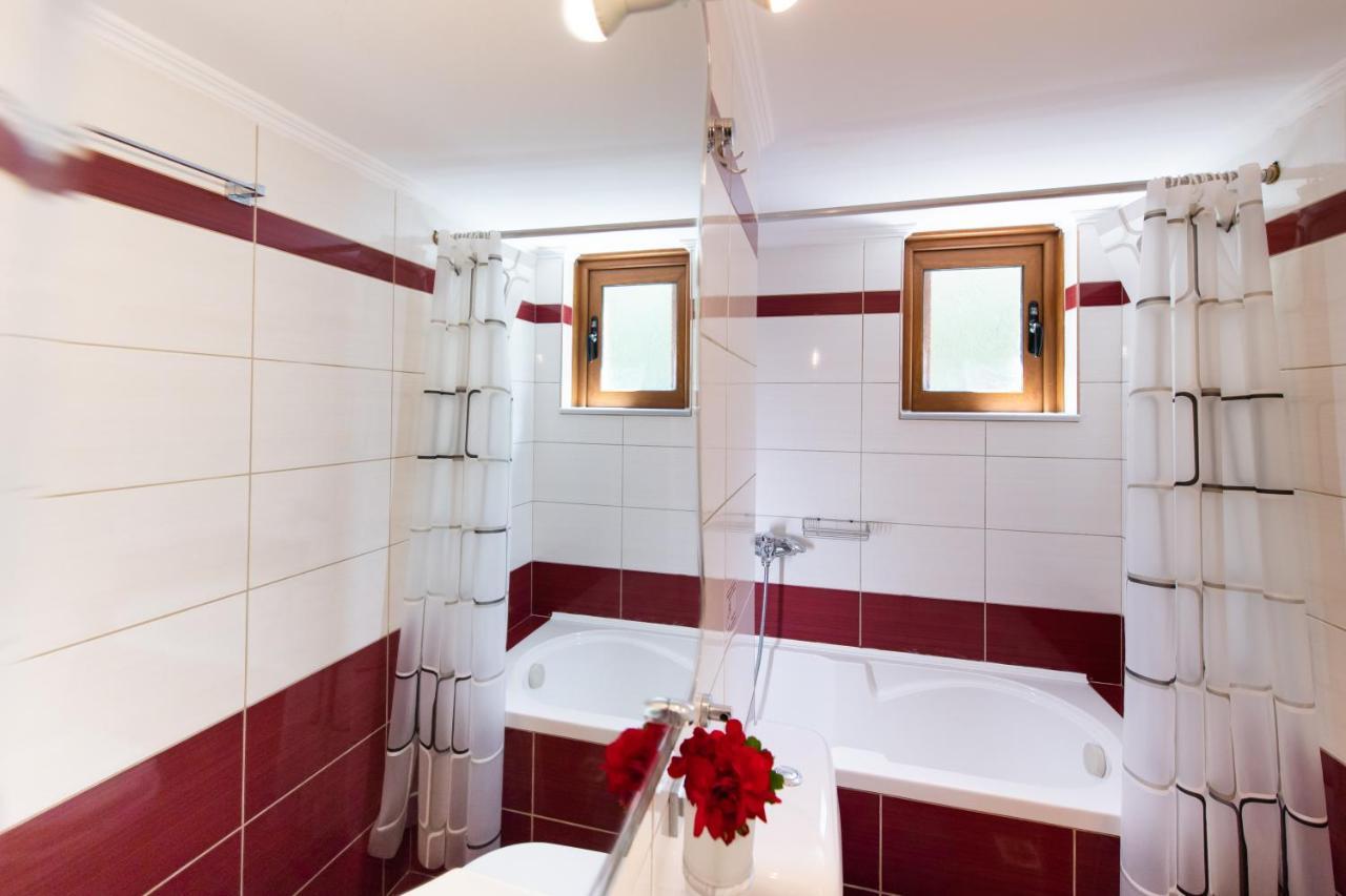 Delphinus Villas-villa Nikitas Apartment Agios Nikitas