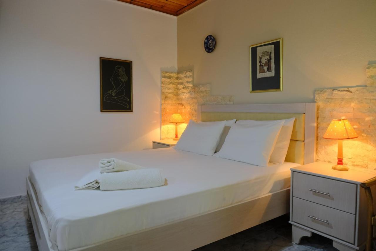 Hotel Alekas *