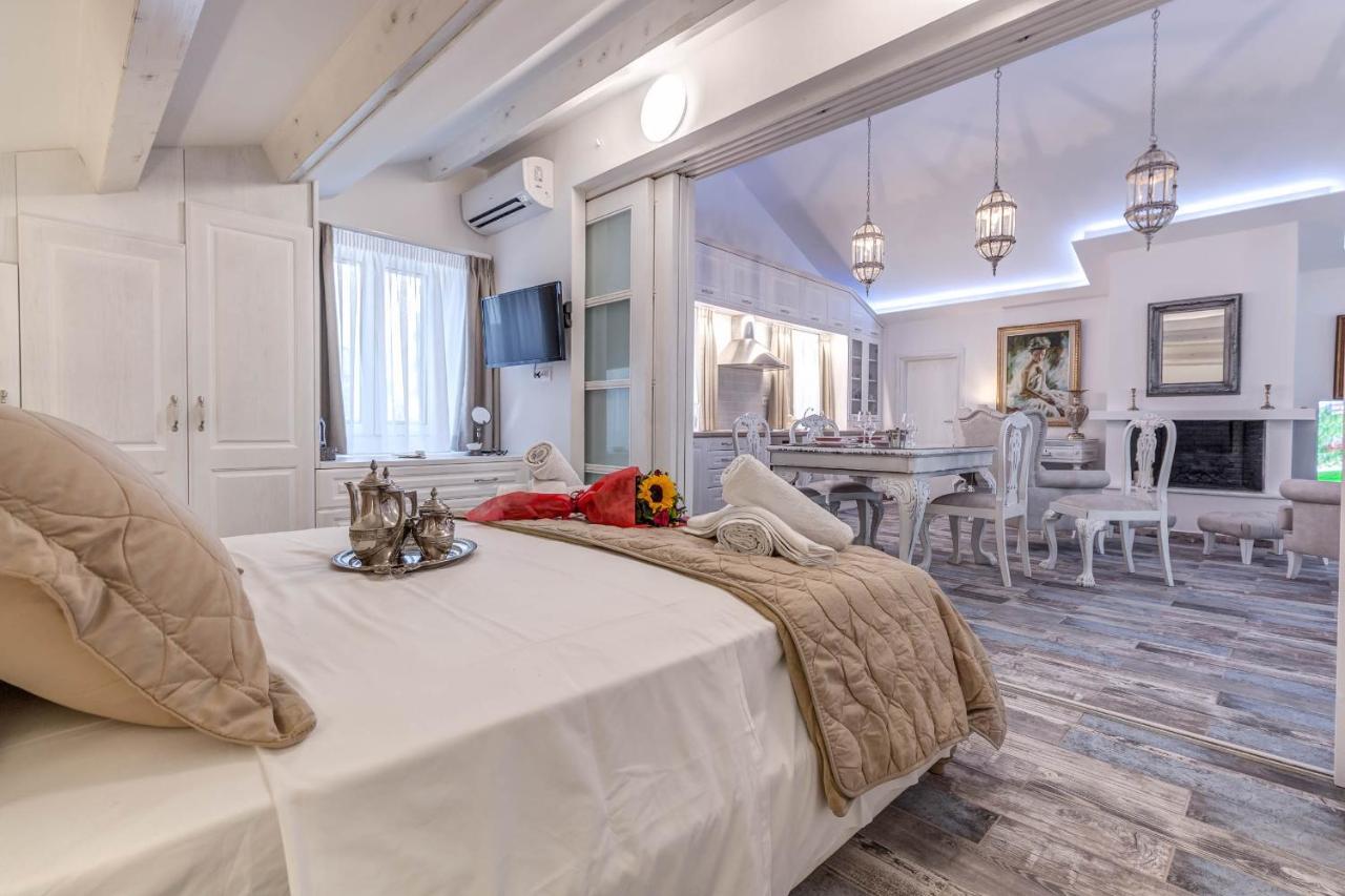 Coconella Apartment Corfu (city)
