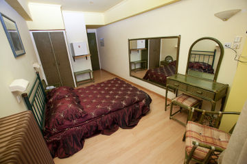 Les Amis Hotel