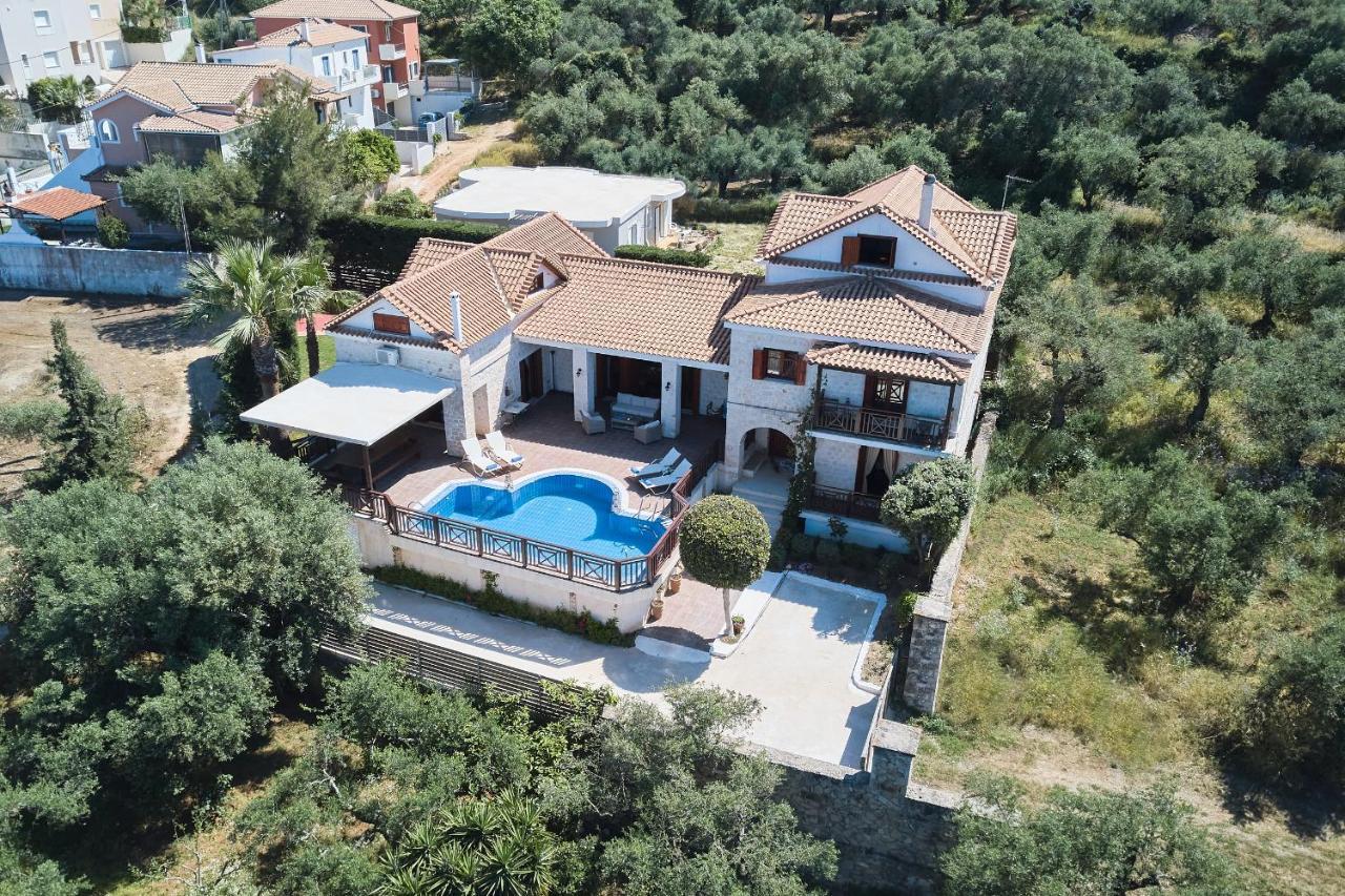 Lila's Luxury Villa