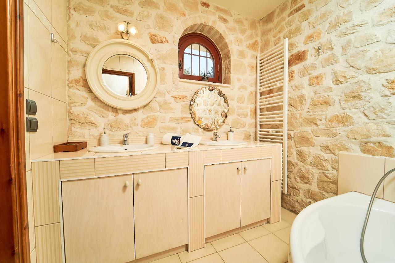 Lila's Luxury * Akrotiri (Zakynthos)