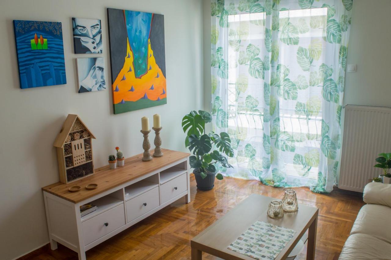 Meros - Athenian Residencies *