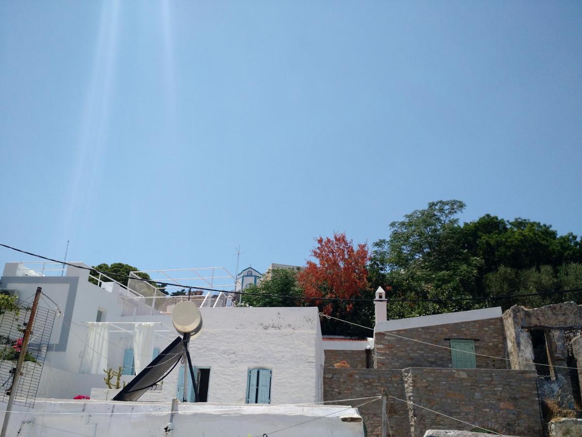 Marthas Traditional House * Symi