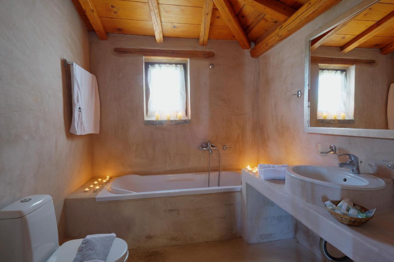 Achelatis Traditional Holiday home *
