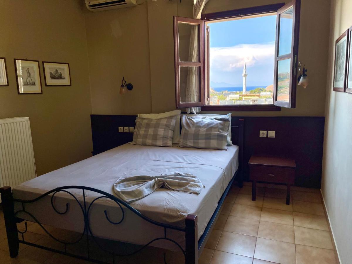 Minos Guest house