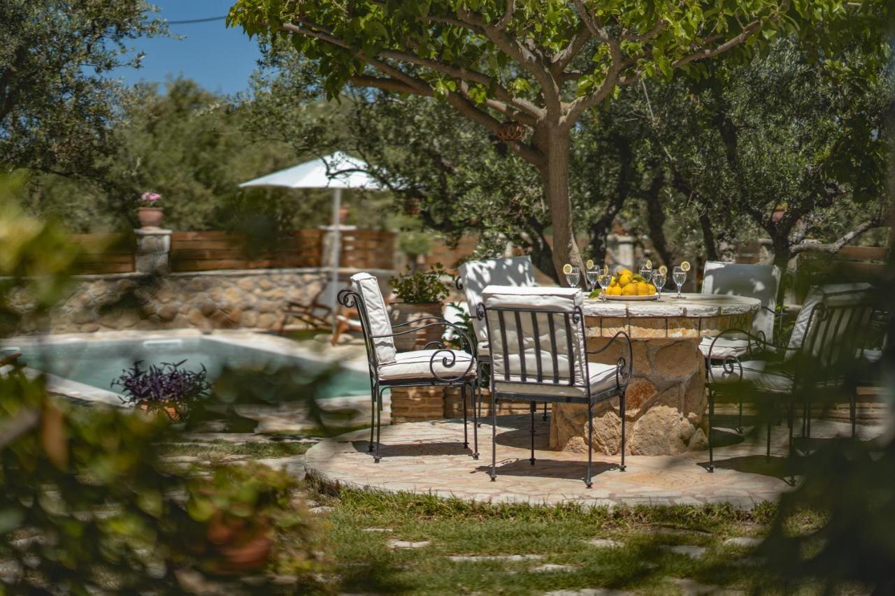 Joya Luxury Villas * Kypseli