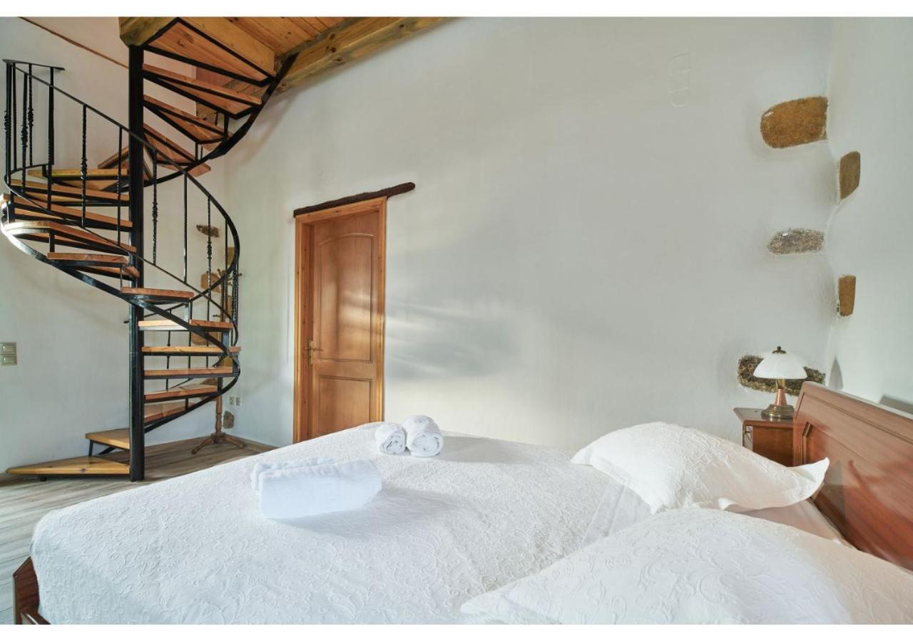 Achilleas With Sea View Holiday home *